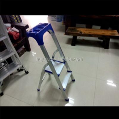 China Anodized Silver Aluminum Step Ladder 150kg  Max Load For Home Use for sale