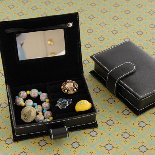 New Design Portable Travel Book Shape Jewelry Packaging Box