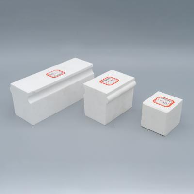 Chine Brick de revêtement en aluminium résistant à l'usure avec 95% de teneur en aluminium à vendre
