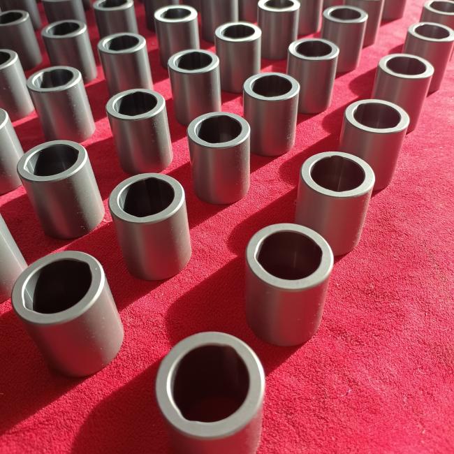 High-temperature ceramic bearing applications in industrial equipment