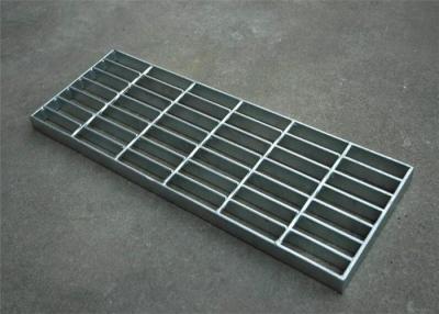 China Black White Stainless Steel Floor Grating , Industrial Floor Grates For Chemical Plant for sale