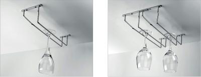 中国 ゴブレットの貯蔵の棚の鉄のガラス カップ・ホルダーを掛ける現代的な台所付属品 販売のため