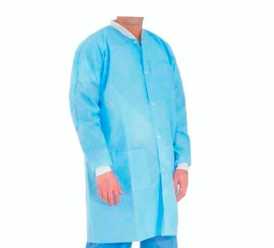 China Acid Resistant Disposable Plastic Lab Coats With Strong Permeability for sale