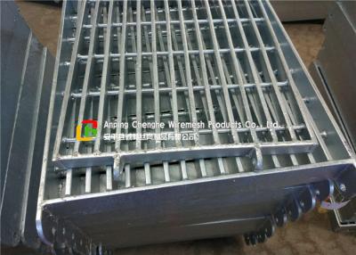 China Highways Heavy Duty Steel Grating Silver Color Electro - Polished 600 Mm Width for sale