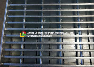 China LTA / HDB Vehicular Heavy Duty Steel Grating For 70 X 6 Bearing Bar Size for sale