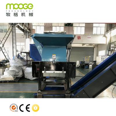 China O PE da máquina do triturador da tela de tecelagem não dos PP desperdiça a máquina de moedura plástica à venda