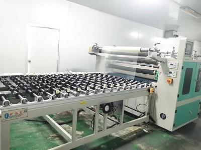 中国 1.5KW Film Lamination Machine For Precise And Smooth Lamination Of 0.03-2mm Thickness For Glass,Acrylic,Plastic,Borad 販売のため