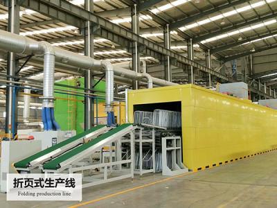 China Grueso ULTRAVIOLETA de la máquina 6m m de la pintura de los muebles de la máquina de capa para los muebles de acero o los componentes de aluminio en venta