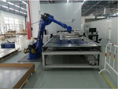 Chine Réduisez en pulpe le système robotique de moulage 380V 50HZ de pistolage à vendre