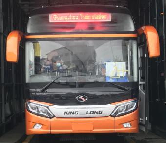 China 2021 dirección del motor RHD de Bus With Diesel del coche de Kinglong XMQ6127cy de la llegada de los asientos del año 53 nueva nueva en venta