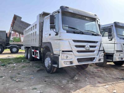 中国 Used Howo Trucks 8 Meters 380hp 6 Cylinders Diesel Engine EURO III 10 Wheels 6×4 Howo Dump Truck ZZ3257 販売のため