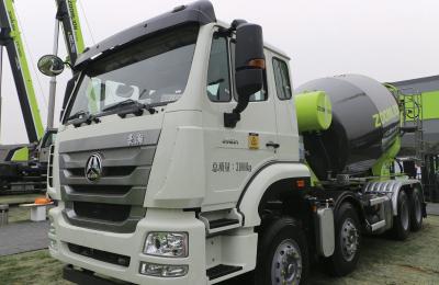Chine Concrete Mixer Truck Ghana Hohan J5G 8*4 Chassis Zoomlion Tanker 8M3 Diesel Engine 310hp à vendre