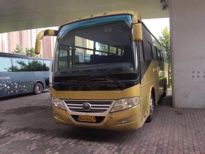 China O motor dianteiro diesel usou o modelo amarelo da movimentação da mão esquerda dos assentos do ônibus ZK6112D 52 de Yutong à venda