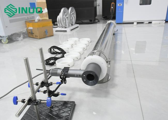 Detailed view of sample mounting bracket and sealing adapter