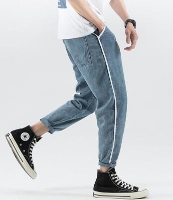 China Small moq clothing manufacturers  11Z To 130Z Fabric Men Pants Light Blue Cropped Trousers With Pockets for sale