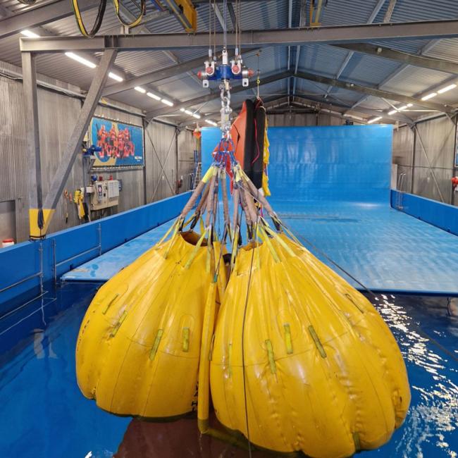 Water bag deployment for lifeboat testing