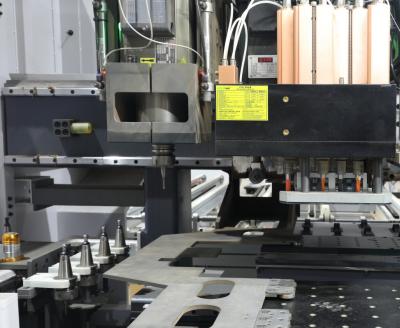 China Sistema cambiante auto de descarga manual del CNC de las herramientas exagonales de la taladradora ocho en venta
