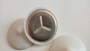 Self - Extinguishing Insulation Pins And Clips With Or Without Plastic Coated