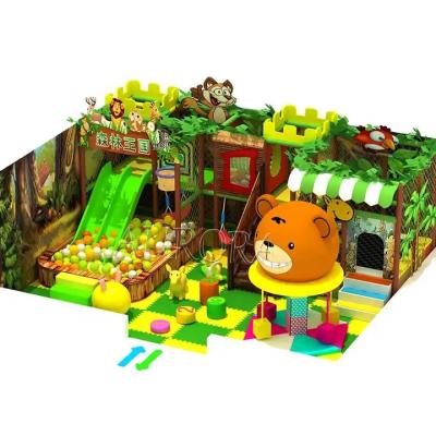 China Green Forest Attraction Soft Play Equipment Kids Indoor Adventure Playground en venta