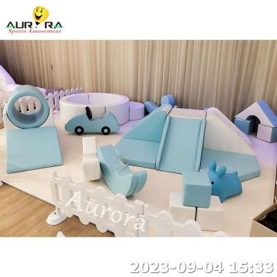 China Rainbow Soft Play Customized Indoor Ball Pit Rental Soft Play Equipment blue à venda