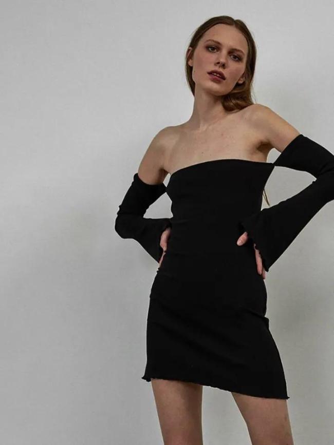 Sexy Dress Fashion Solid Color Elegant Flared Sleeve Mini Short Backless Knitted Tight Dress Women