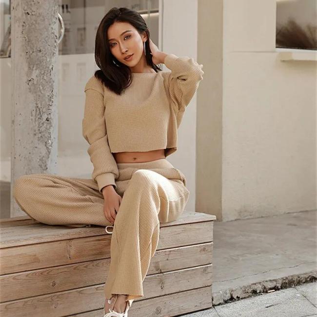 New Stylish Custom Logo Tracksuit Drop Shoulder Crop Tops Hoodies and Jogging Sweatsuit 2 Pieces Set Women Tracksuits for Women