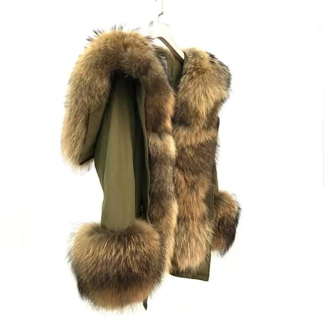 High Quality Thick Warm Raccoon Fur Parka Jackets Fashion Winter Down Padded Real Fur Lining Puffer Coat for Womens