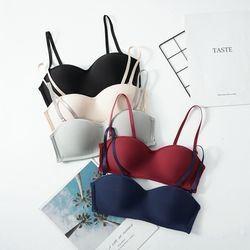 China                  Hot Strapless Bra Wear Seamless Mould Sexy Girl Bra with Pad              for sale