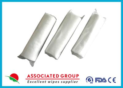 China No Chemical Dry Non Woven Roll Plain Spunlace Breakpoint Dry Wipes No Irritation for sale