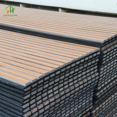 中国 4x8ft E0 Grade Acoustic Slat Wall Panel MDF Wood Slat Wall Decorative 販売のため