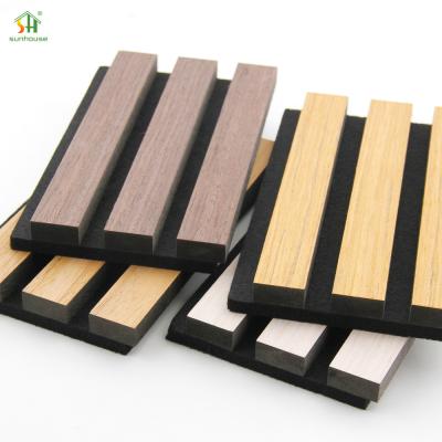 China High Quality  Acoustic Decorative Wood Mdf Sound Absorbing Grooved Acoustic Panel For Interior Wall en venta