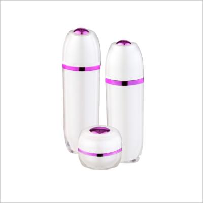 China Recycable Non Spill Cosmetic Lotion Bottle PP PMMA Plastic Airless Bottle for sale