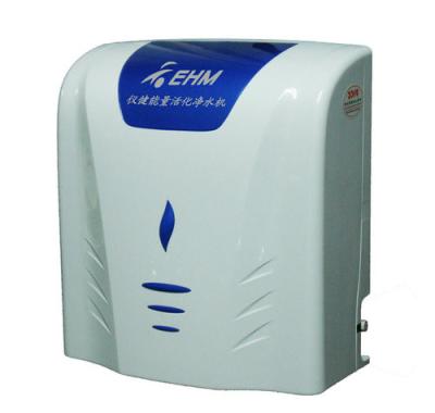 中国 8.5PH アルカリ水清浄器、携帯用水清浄器 0.6 - 6L/m 販売のため