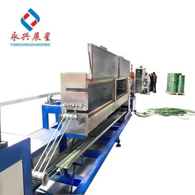 China Reciclaje de plástico Máquina de cinta de PP totalmente automática con máquina de extrusión en venta