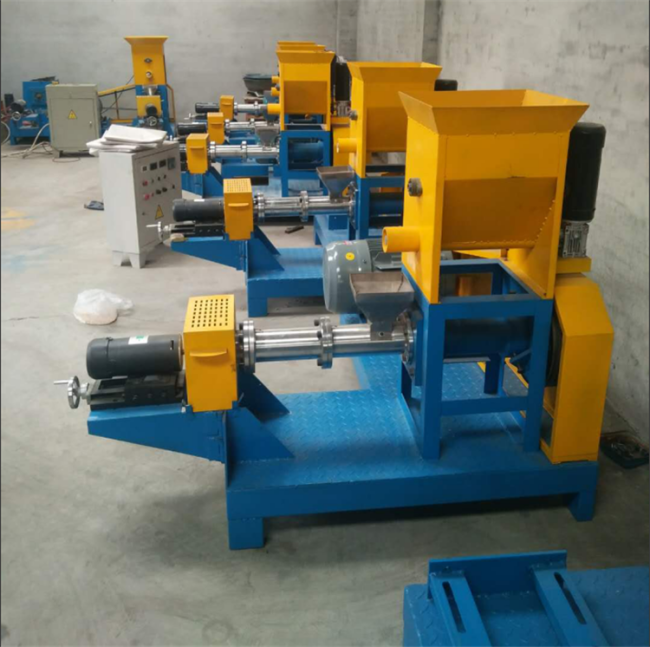 Mini fish feed mill production line floating fish feed pellet extruder machine price