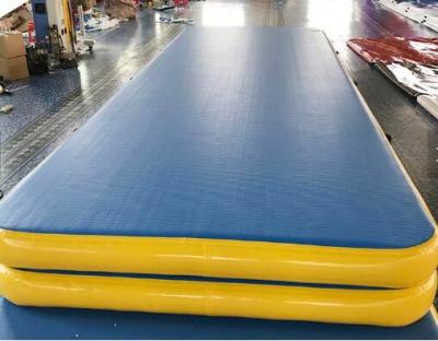 China estera del aire de la gimnasia del grueso de 0.9m m, pista de aire inflable para la estera de la pista de aire del entrenamiento físico en venta