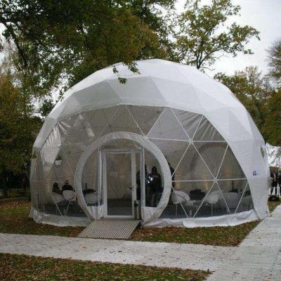 中国 屋外のホテル ドアのドームのキャンプ テントのドーム党テントが付いているキャンプ ポリ塩化ビニール10mの測地線ドームのテント 販売のため