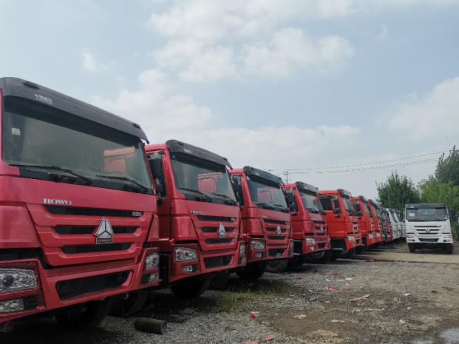 Used Trucks Sinotruk HOWO 6X4 10 Wheels 371HP Tipper