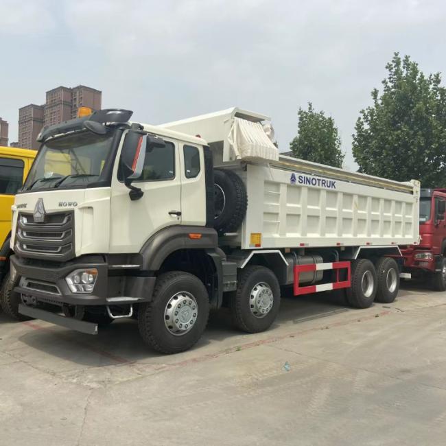 Sinotruk HOWO 8X4 Heavy Duty Dump Truck
