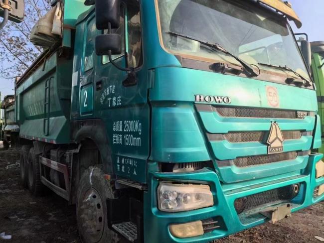 Used Euro5 HOWO 6X4 Original Tipper Dump Truck for Sale