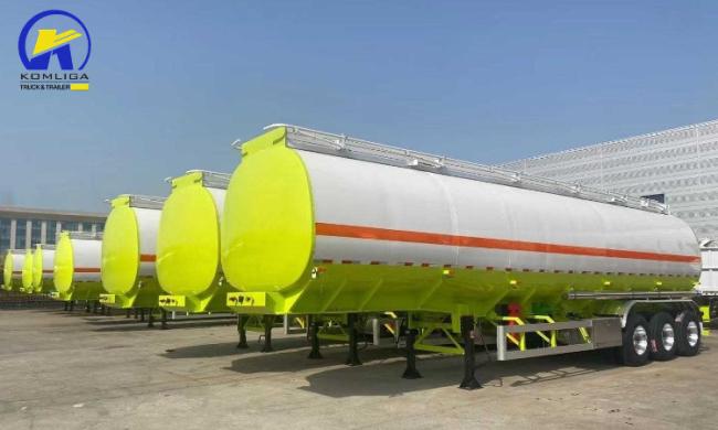3 Axle Carbon Aluminum Oil Tank 42000L 45000 Liters Fuel Tanker Trailer for Sale