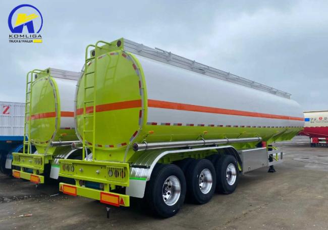 3 Axle Carbon Aluminum Oil Tank 42000L 45000 Liters Fuel Tanker Trailer for Sale