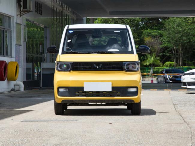 Mini Electric Car 4 Seats Wuling Mini Car