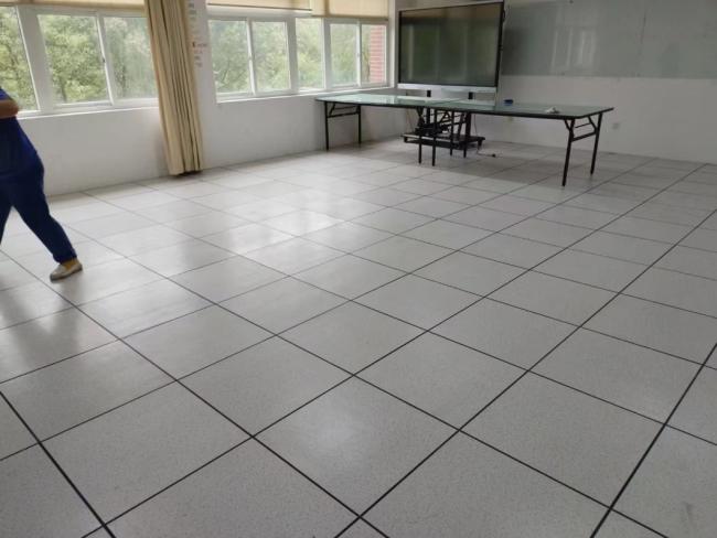 Raised Access Floor for Control Room