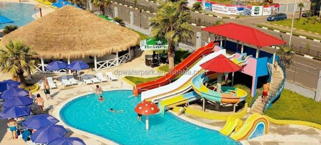 Compact water play area