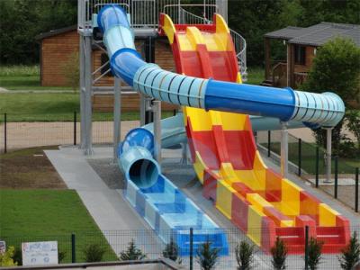 China Spiral Enclosed Water Slide Rainbow Racing Pool Slide With Led Light Effect for sale