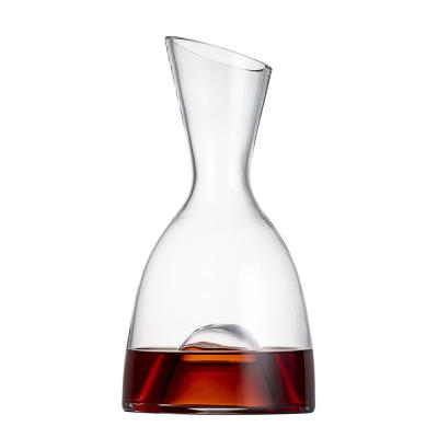 China Porron Clear Glass Wine Decanter Pourer For Restaurant for sale