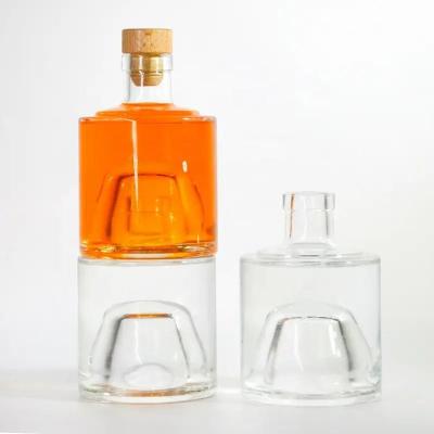 China 500ml 1 Liter Glass Liquor Bottles For Spirit Alcoholic Beverages for sale