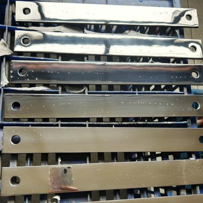 China Rectangular Silver Steam Blowing Target Plate Pressure Casting Polished Surface for sale