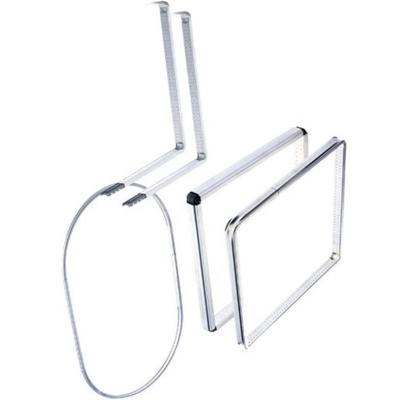 China Conector recto de acero inoxidable de la esquina del clip fijo común para las barras de aluminio Bendable del espaciador en venta